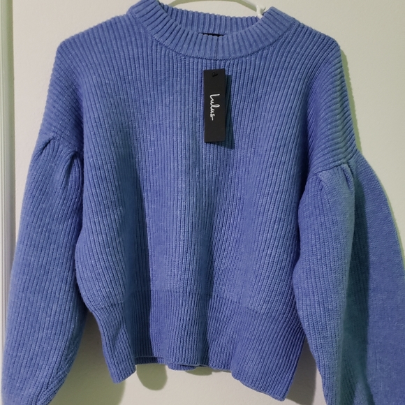 Sweaters - Picture 3 of 3